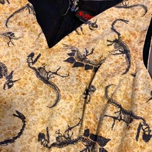 Adorable dinosaur dress with pockets!